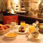 De La Bretonnerie 3* Paris
