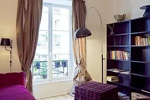 De La Bretonnerie 3* Paris