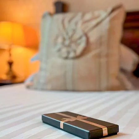 De La Bretonnerie Paris