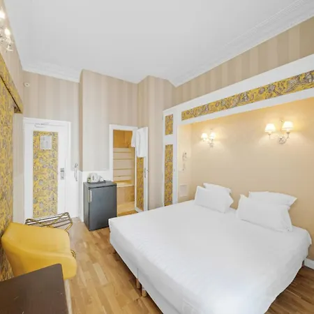 De La Bretonnerie 3*