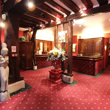 מלון De La Bretonnerie 3*