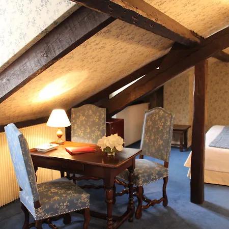 Hotel De La Bretonnerie 3*