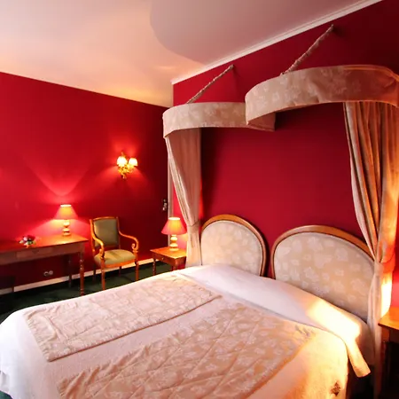 מלון De La Bretonnerie פריז