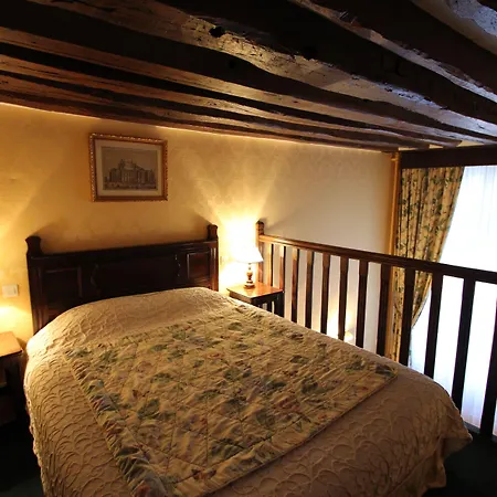 De La Bretonnerie 3* Paris