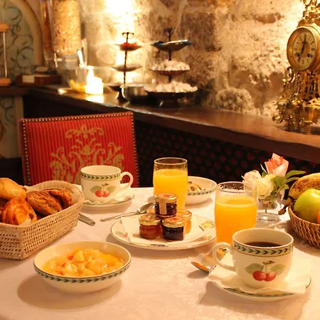 De La Bretonnerie 3* Paris