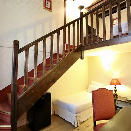 De La Bretonnerie 3* Париж